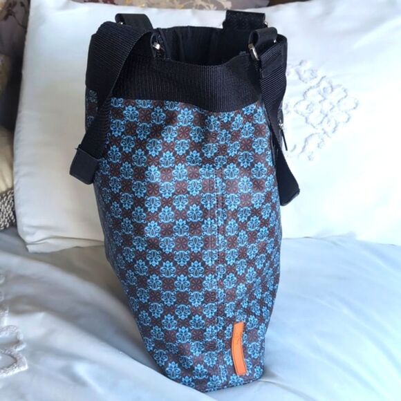 My Oil Cloth Michelle And Yvette Weatherproof /Beach/Picnic Tall Tote Bag - Picture 3 of 17